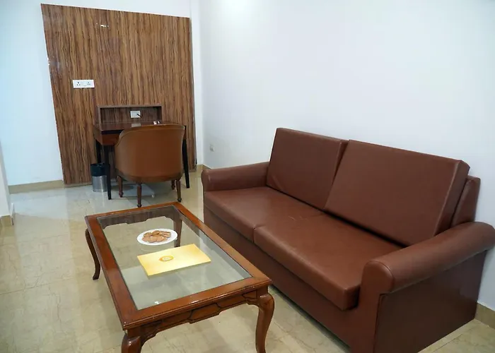 The Lohmod - Boutique Hotel At Delhi Airport