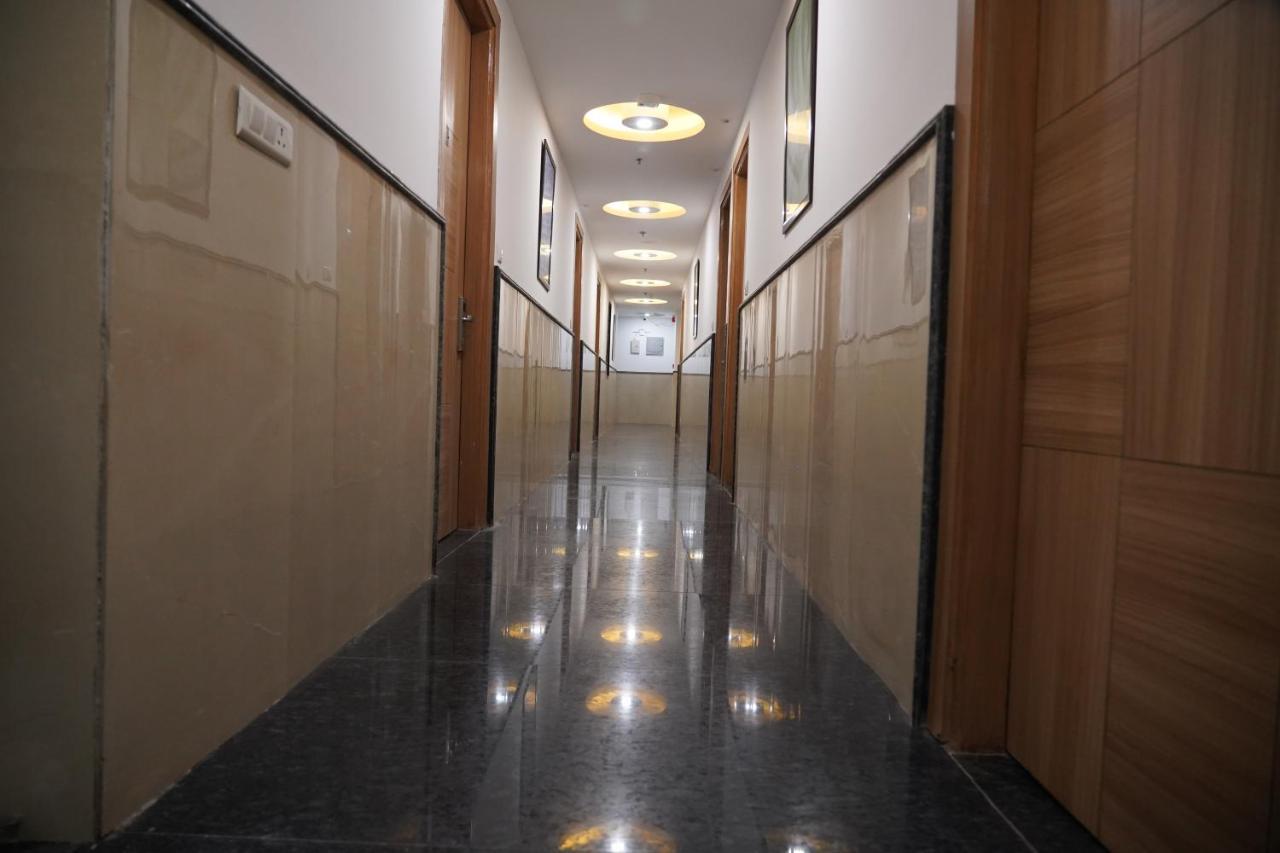 Hotel The Lohmod - Boutique At Delhi Airport