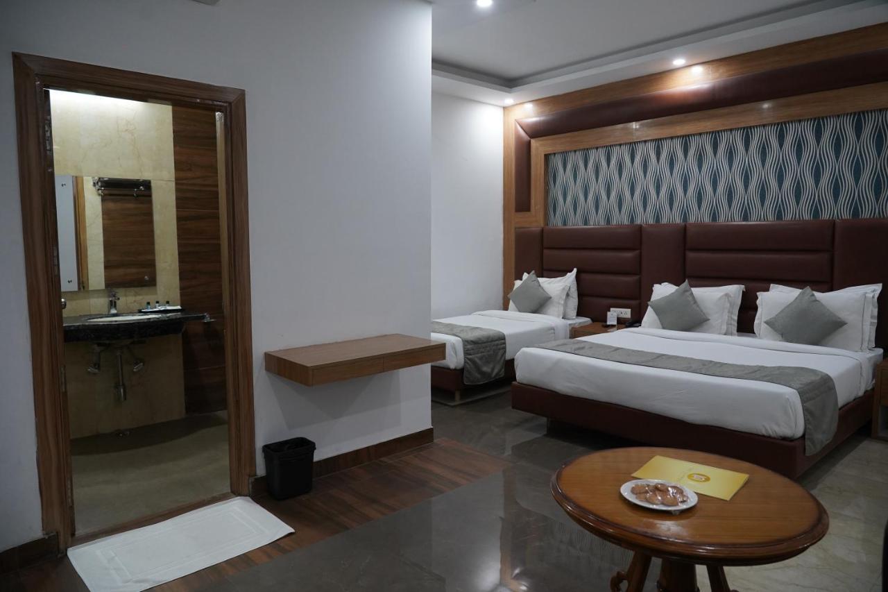 The Lohmod - Boutique At Delhi Airport Hotel 4*