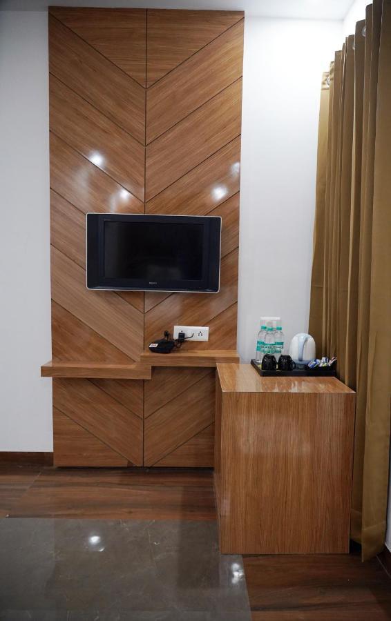 The Lohmod - Boutique At Delhi Airport 4*