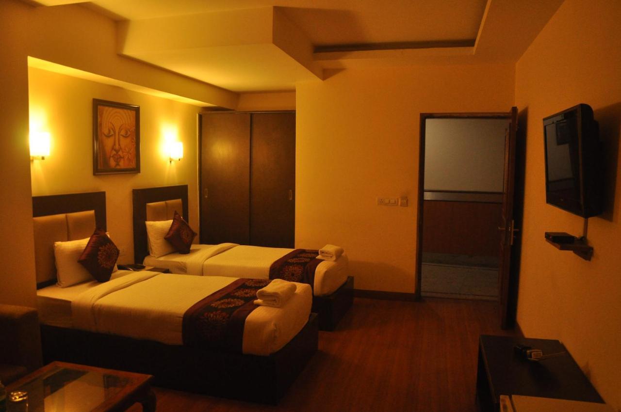 The Lohmod - Boutique At Delhi Airport New Delhi